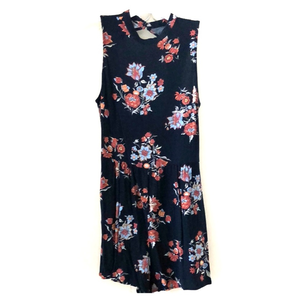 Floral Romper w/ cut-out back